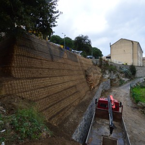 terra rinforzata con geogriglie