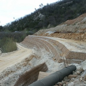 Terra rinforzata con geogriglie