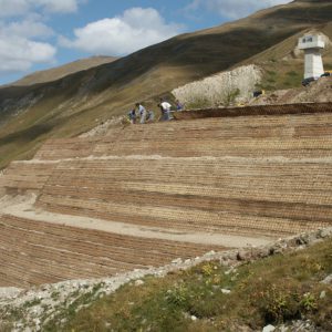 terra rinforzata con geogriglie